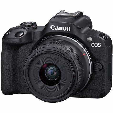 Canon EOS R50 Kit with Two Lenses